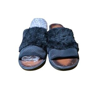 BZEES Women's Sandals Black Faux Fur Deja Vu Size 10m